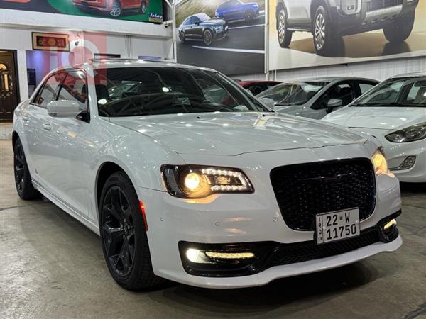Chrysler for sale in Iraq